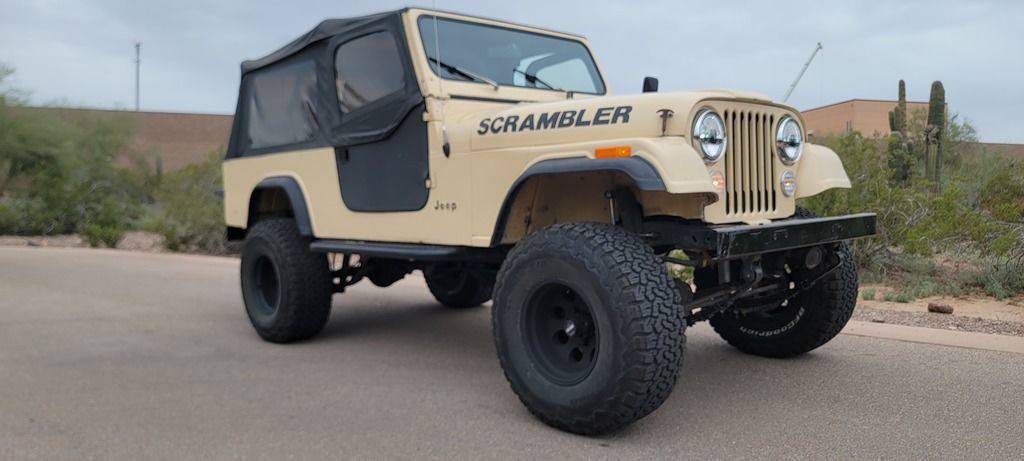 Jeep-Cj-8-scrambler-1982-Brown