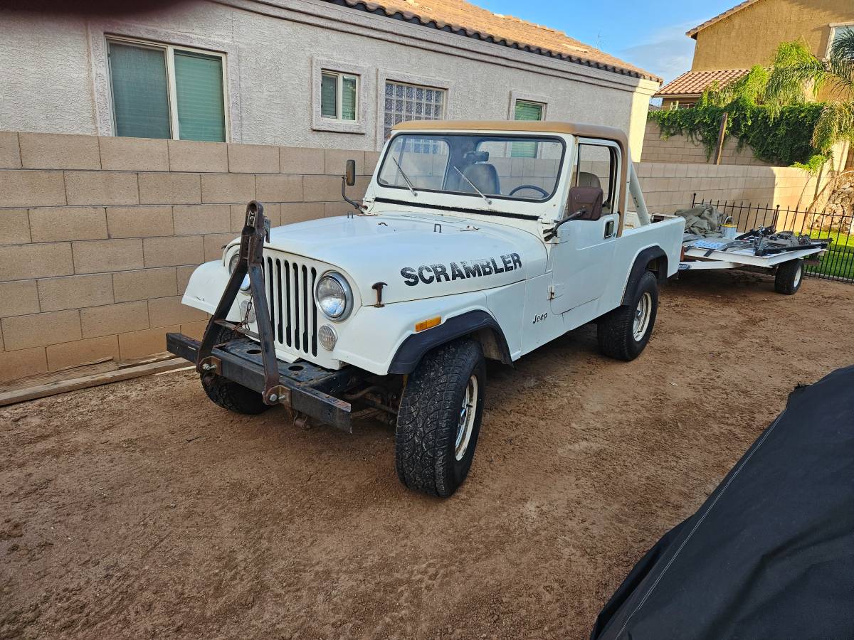 Jeep-Cj8-1981-White