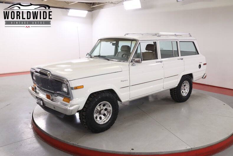 Jeep-Grand-wagoneer-1984-Cream-Tan
