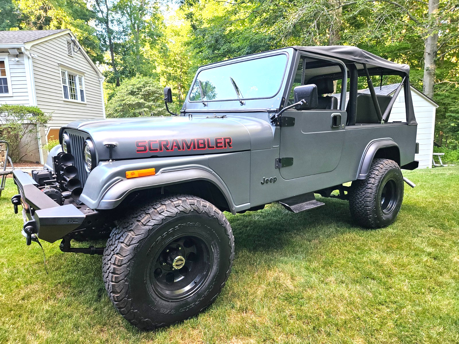 Jeep-Scrambler-1980-SUV-Black