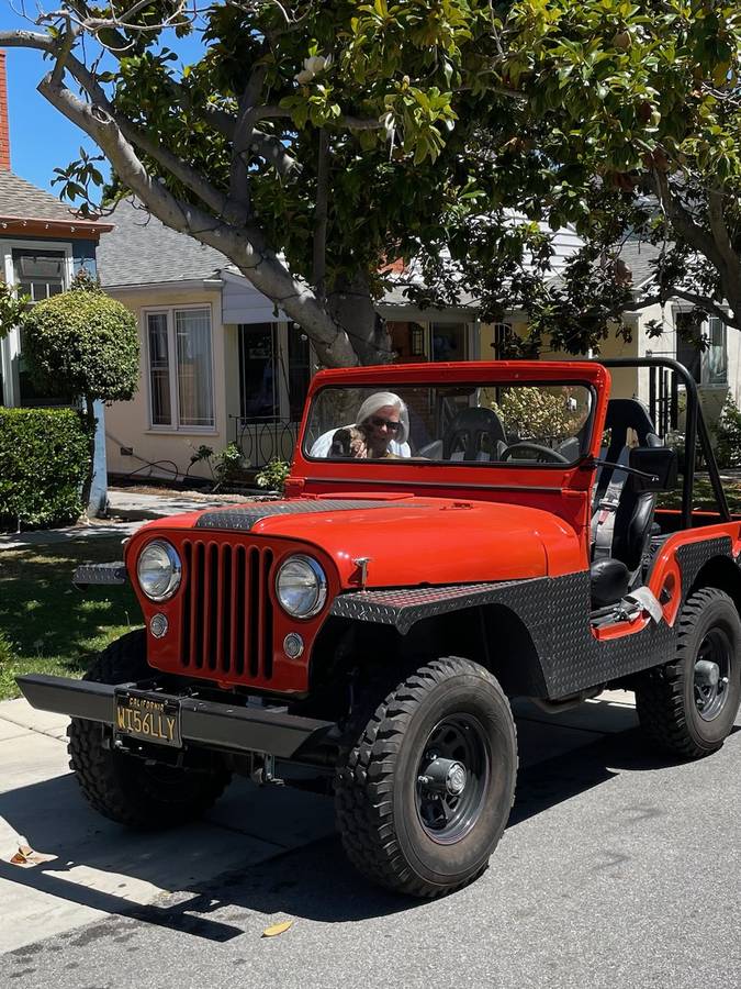 Jeep-Willys-1956-Orange