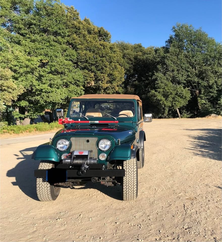 Jeep-Wrangler-1980-SUV-Brown