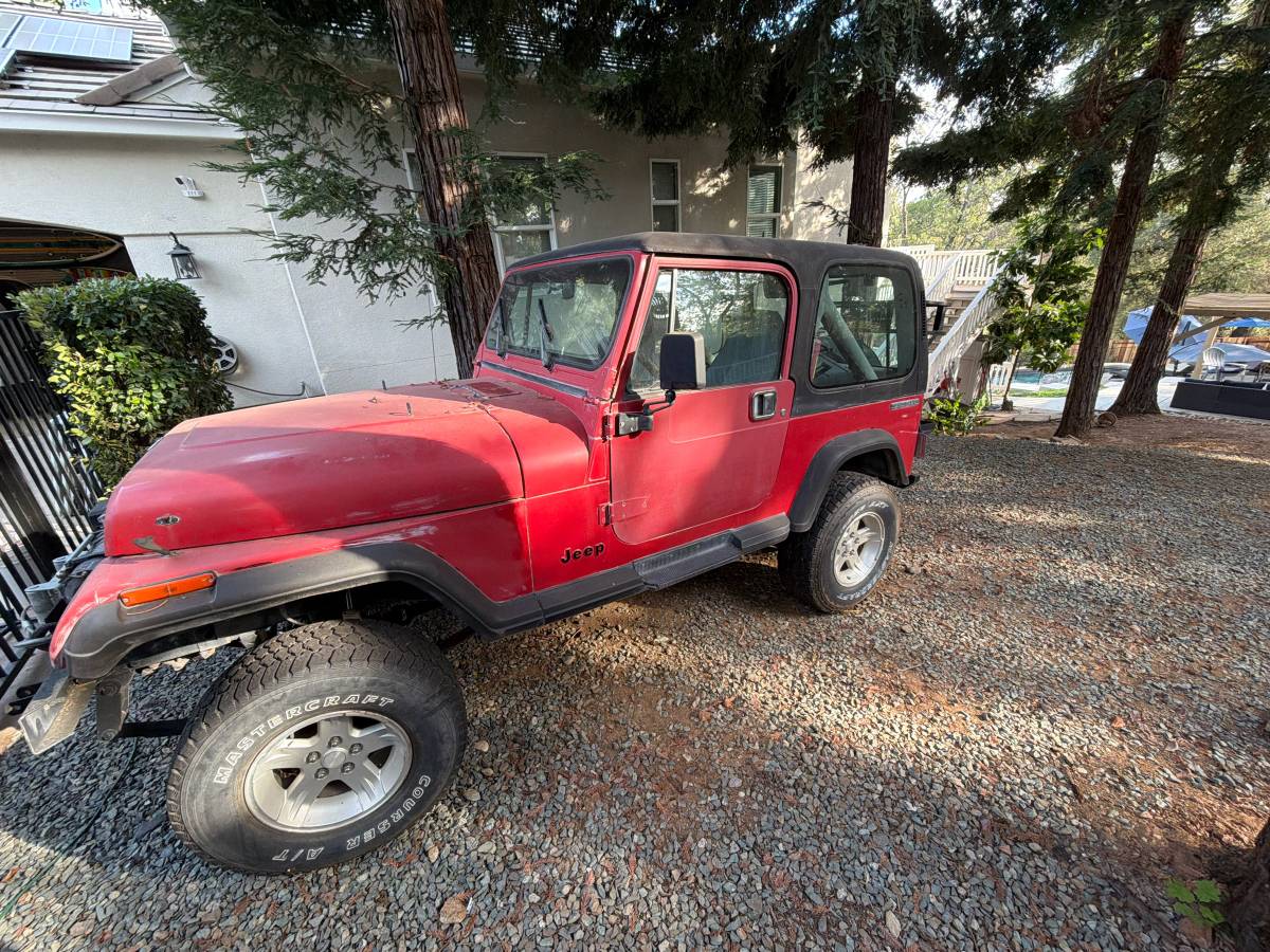 Jeep-Wrangler-1990-Red