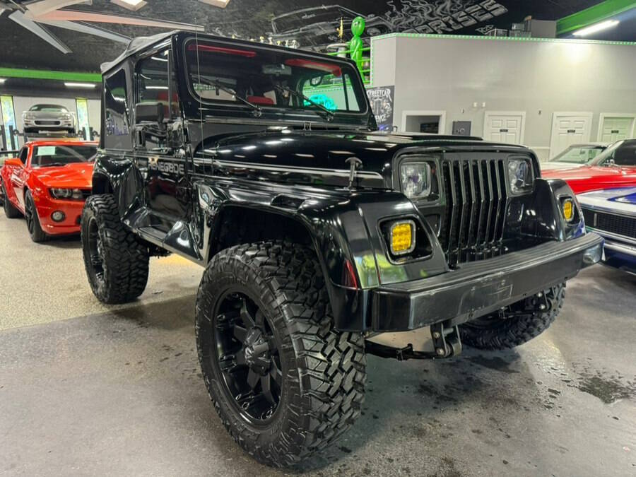 Jeep-Wrangler-1992-Black-Red