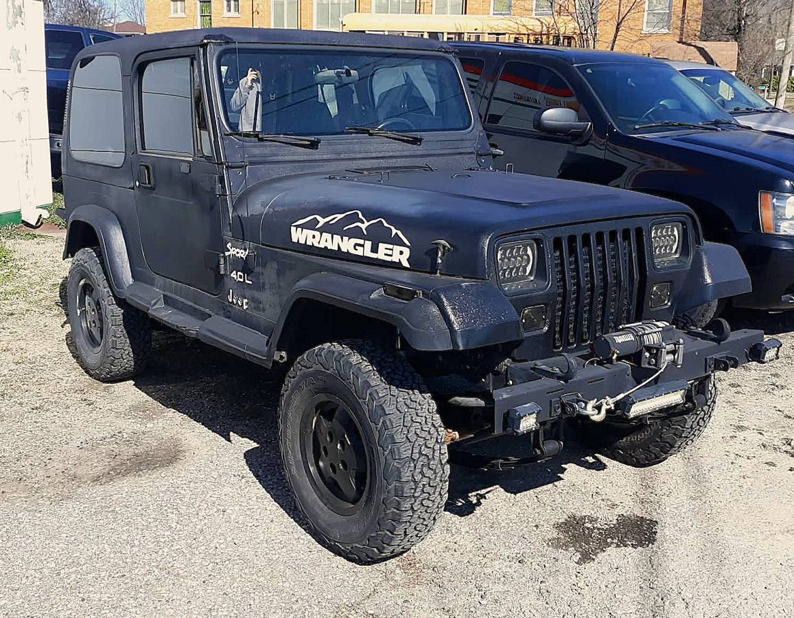 Jeep-Wrangler-1993
