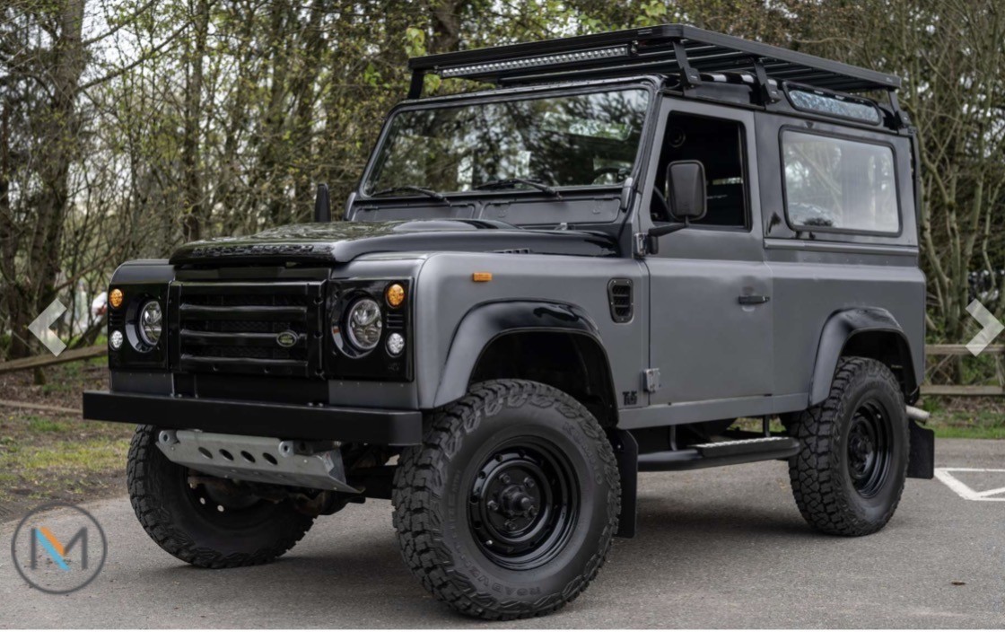 Land-Rover-Defender-1992