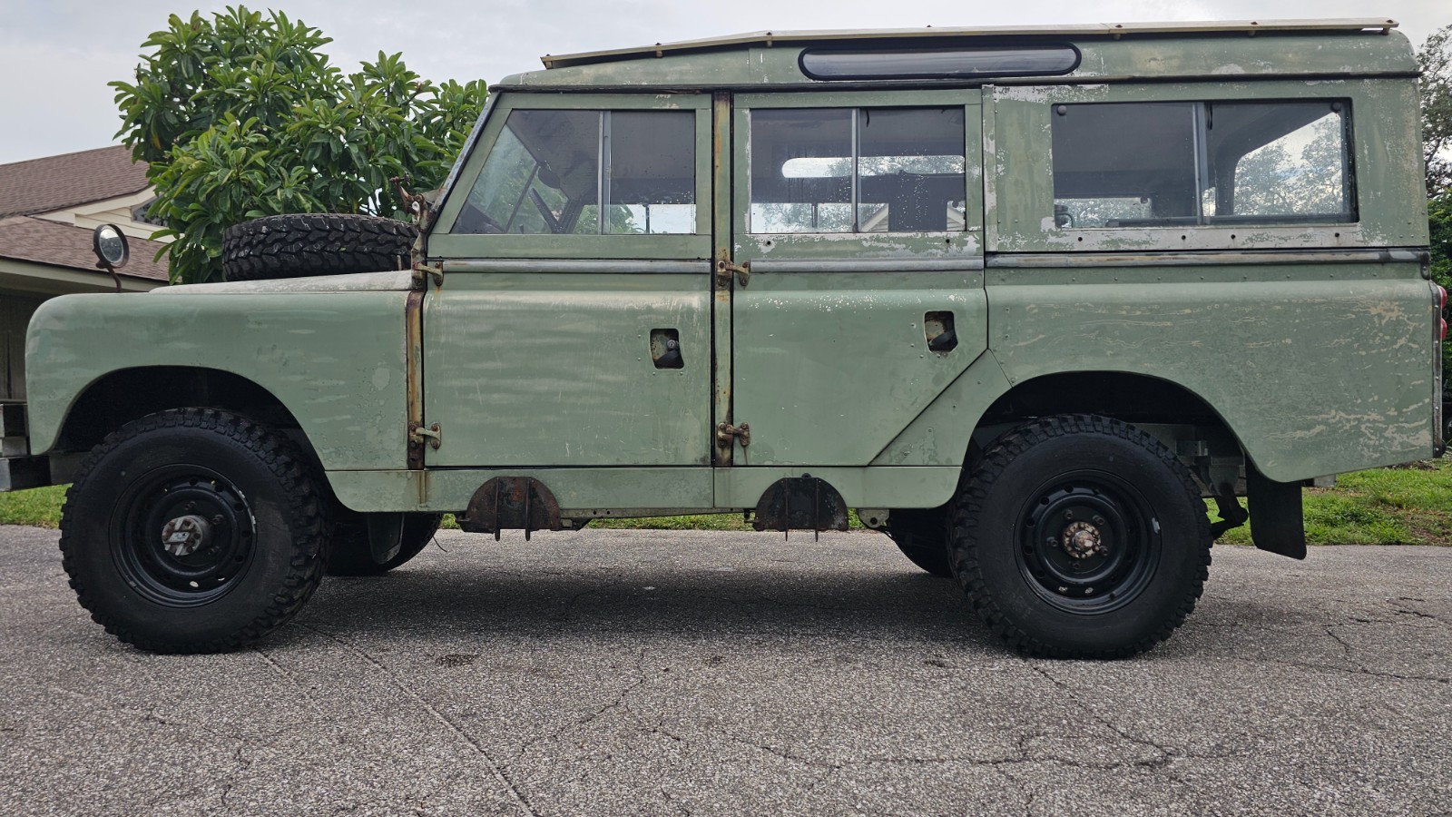 Land-Rover-Other-1966