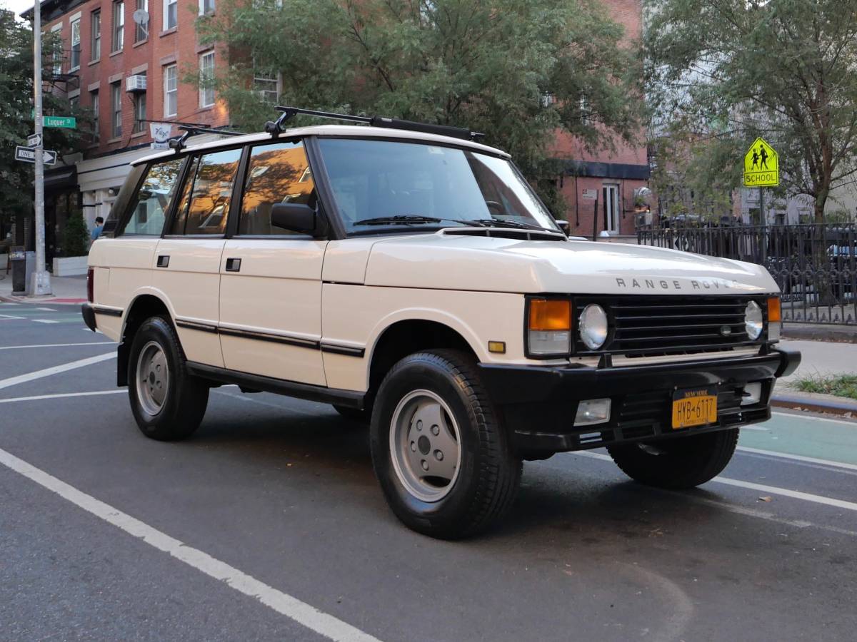 Land-rover-Range-rover-1990-White
