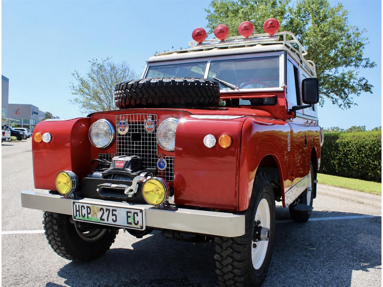 Land-rover-Series-iia-1966-REDWHITE-Black