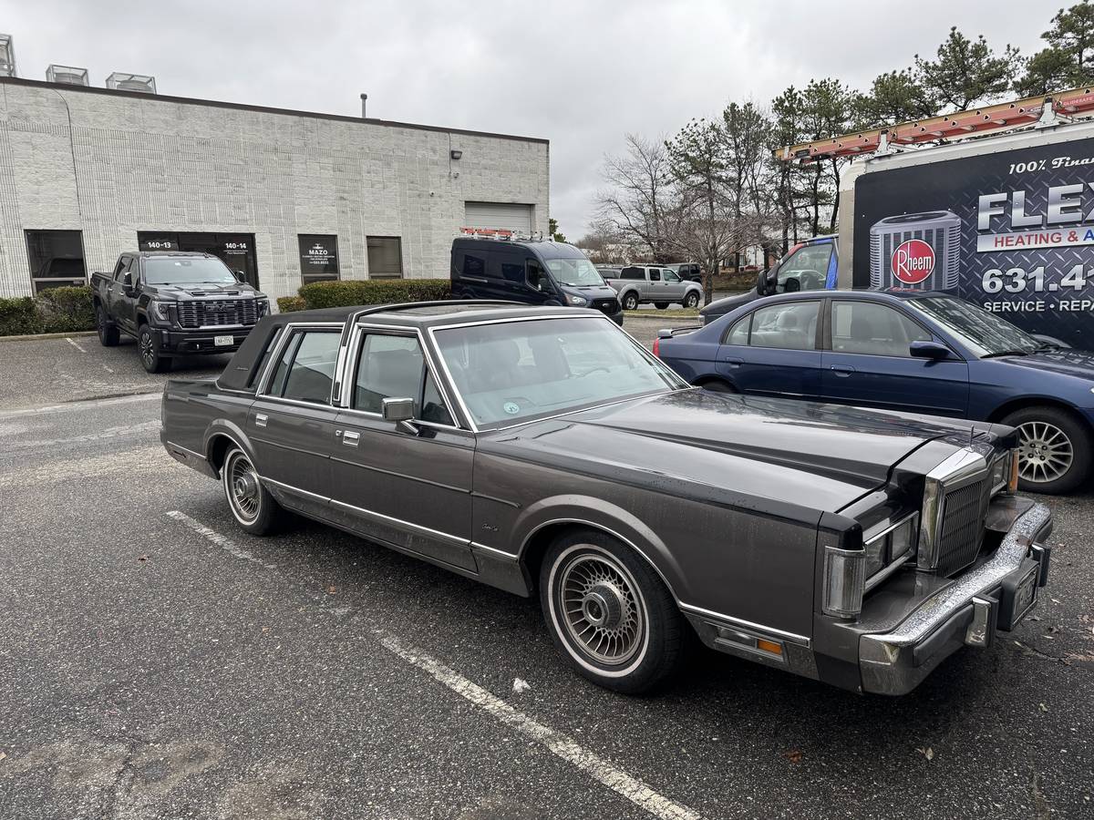 Lincoln-1988