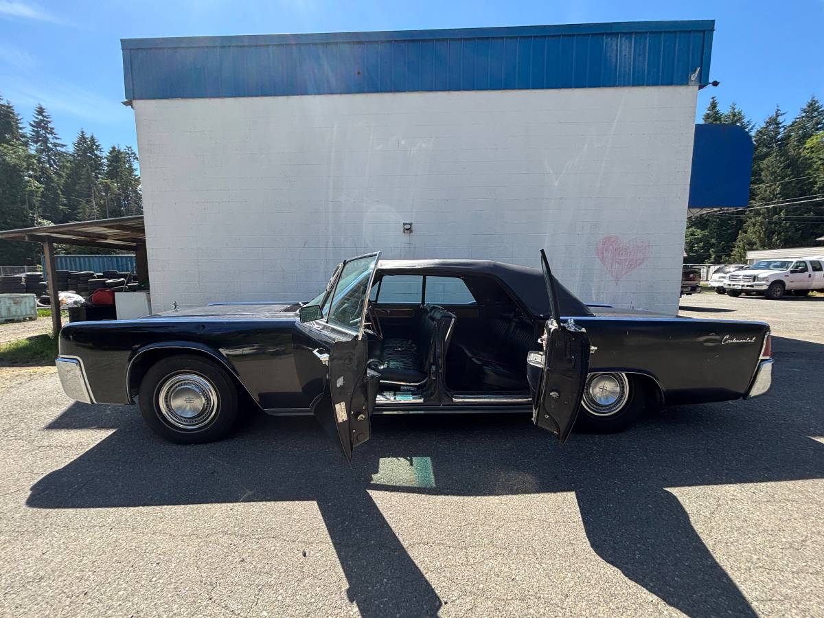 Lincoln-Continental-1963-Black