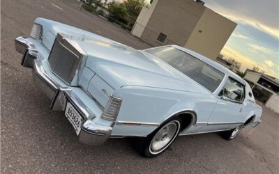 Lincoln Continental 1975