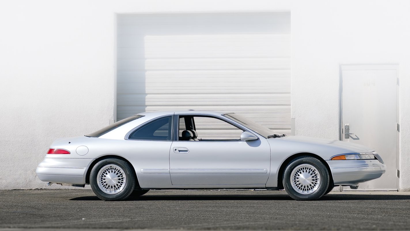 Lincoln-Mark-VIII-1993-COUPE-Black