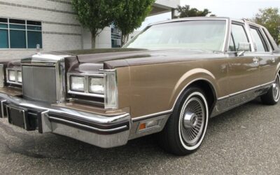 Lincoln Town Car 1980