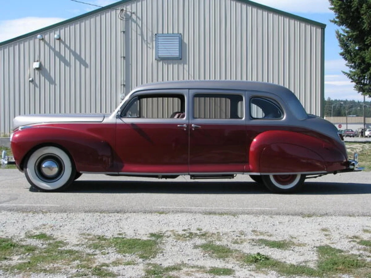 Lincoln-Zephyr-1941-Maroon-Maroon