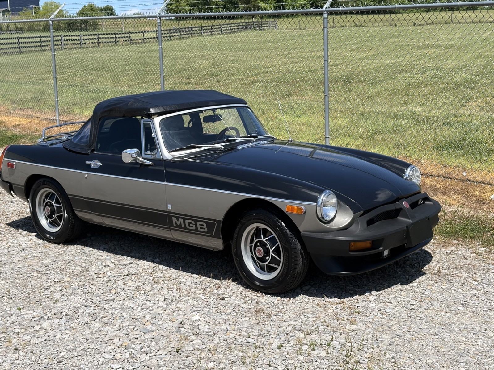 MG MGB 1977