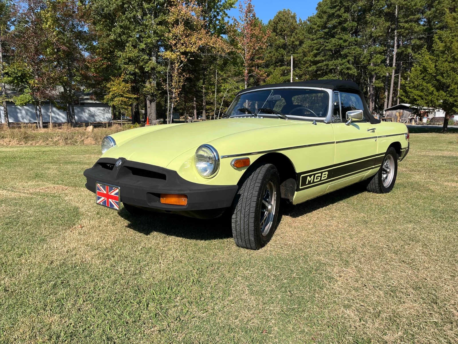 MG-MGB-1977-Convertible