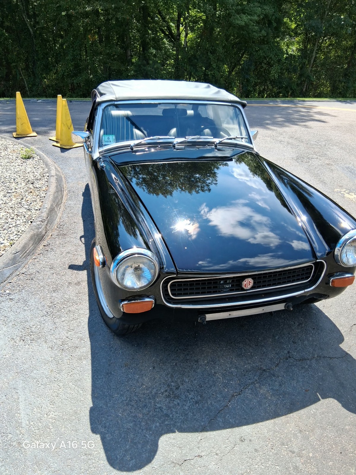 MG-Midget-1974-Convertible-Black