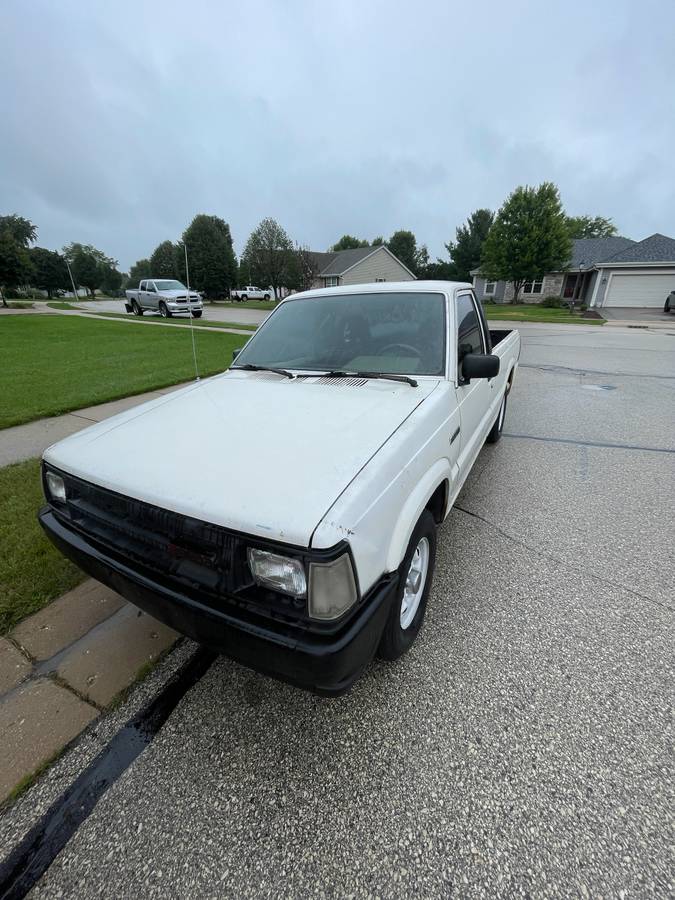 Mazda-B-series-2200-1988-White