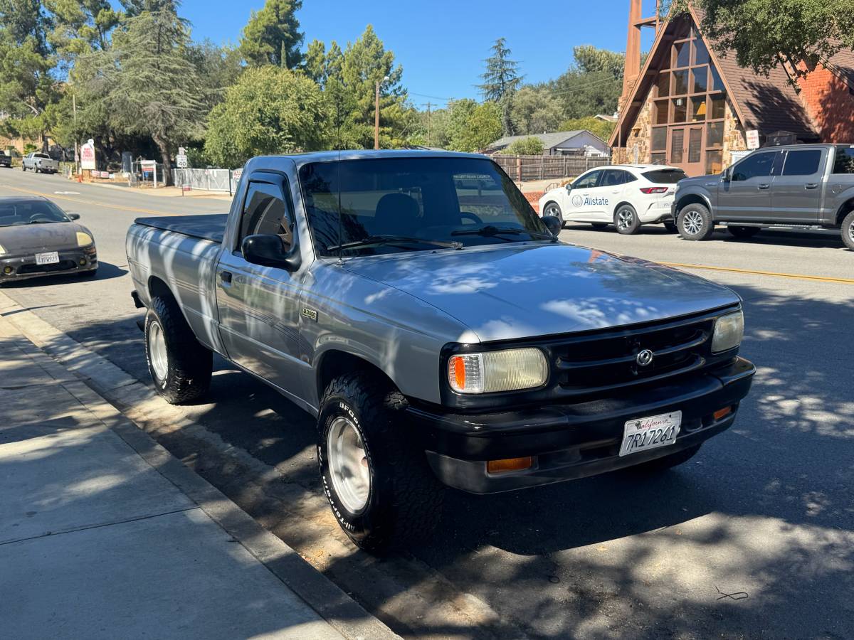 Mazda-B3000-1994-Silver