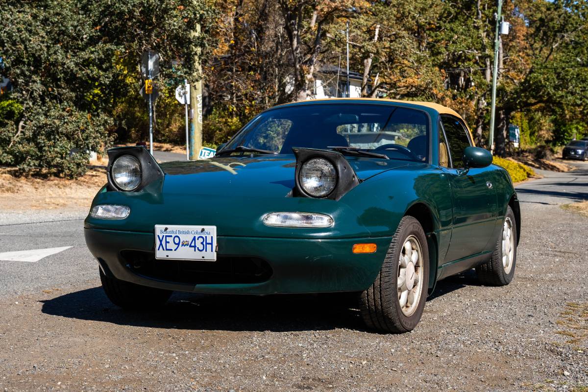 Mazda-Miata-mx-5-se-1991-Green