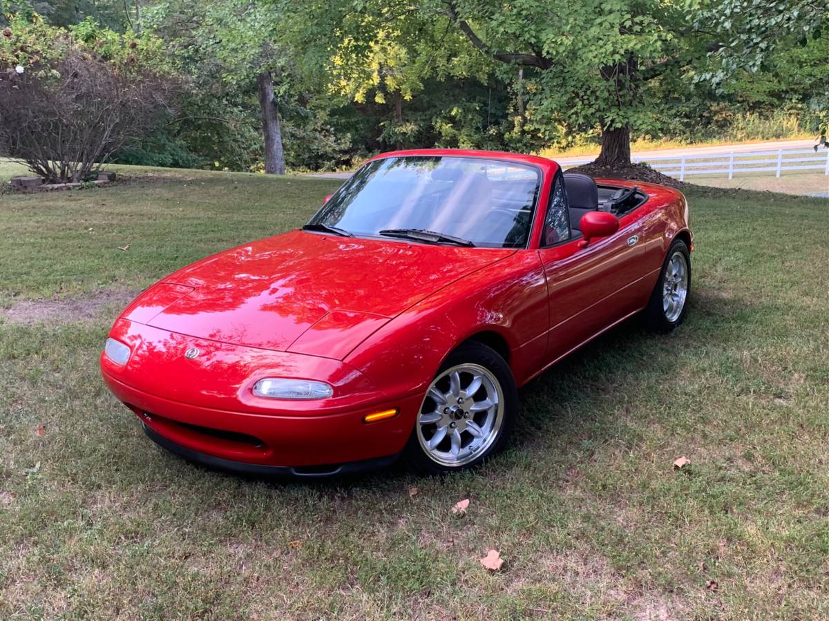 Mazda-Mx-5-coupe-1991-Red