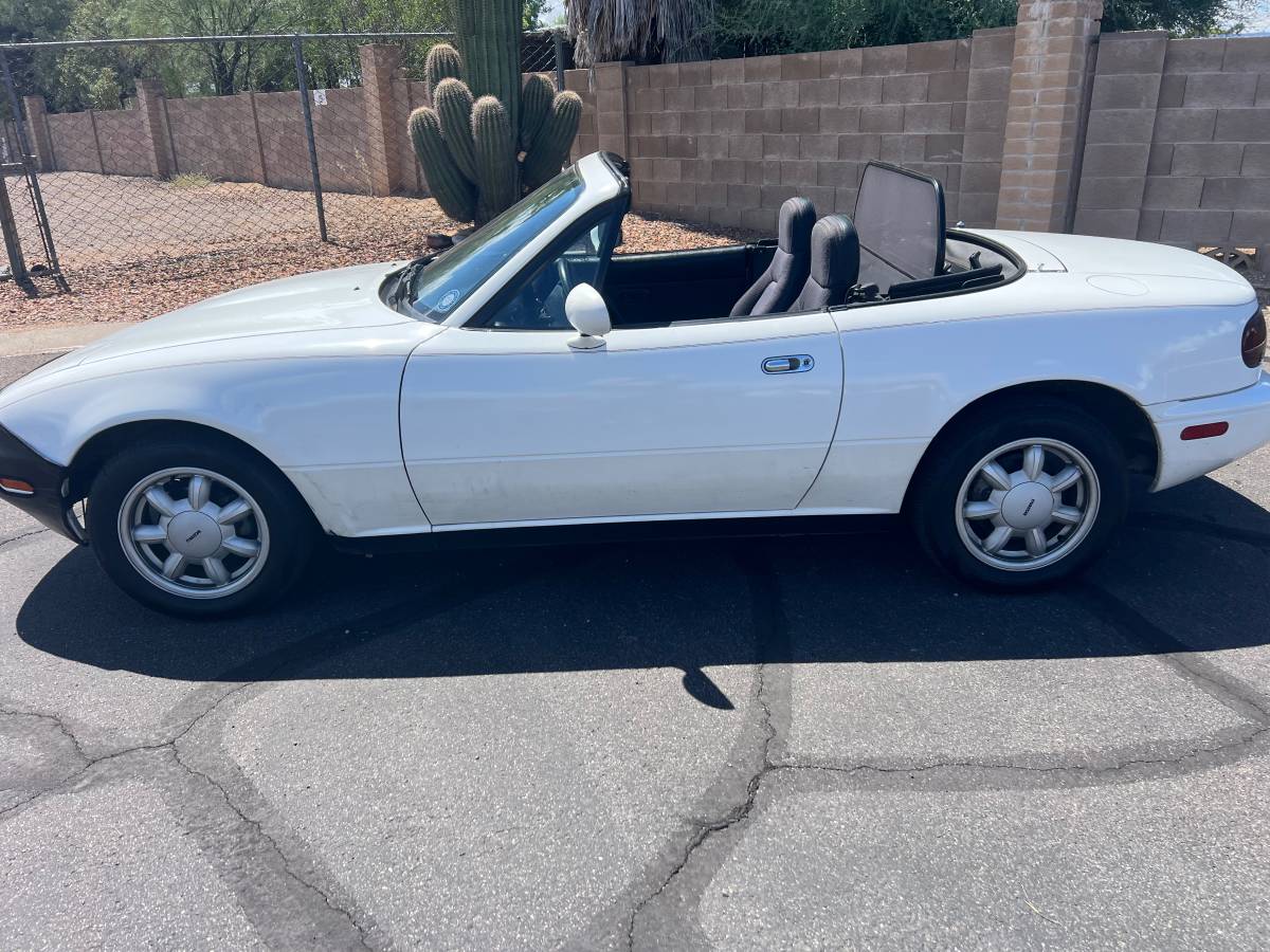 Mazda-Mx-5-miata-1992-White
