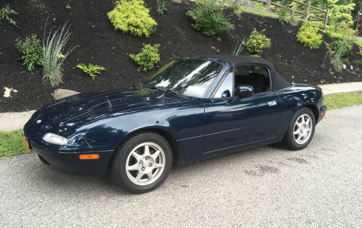 Mazda-Mx-5-miata-1996
