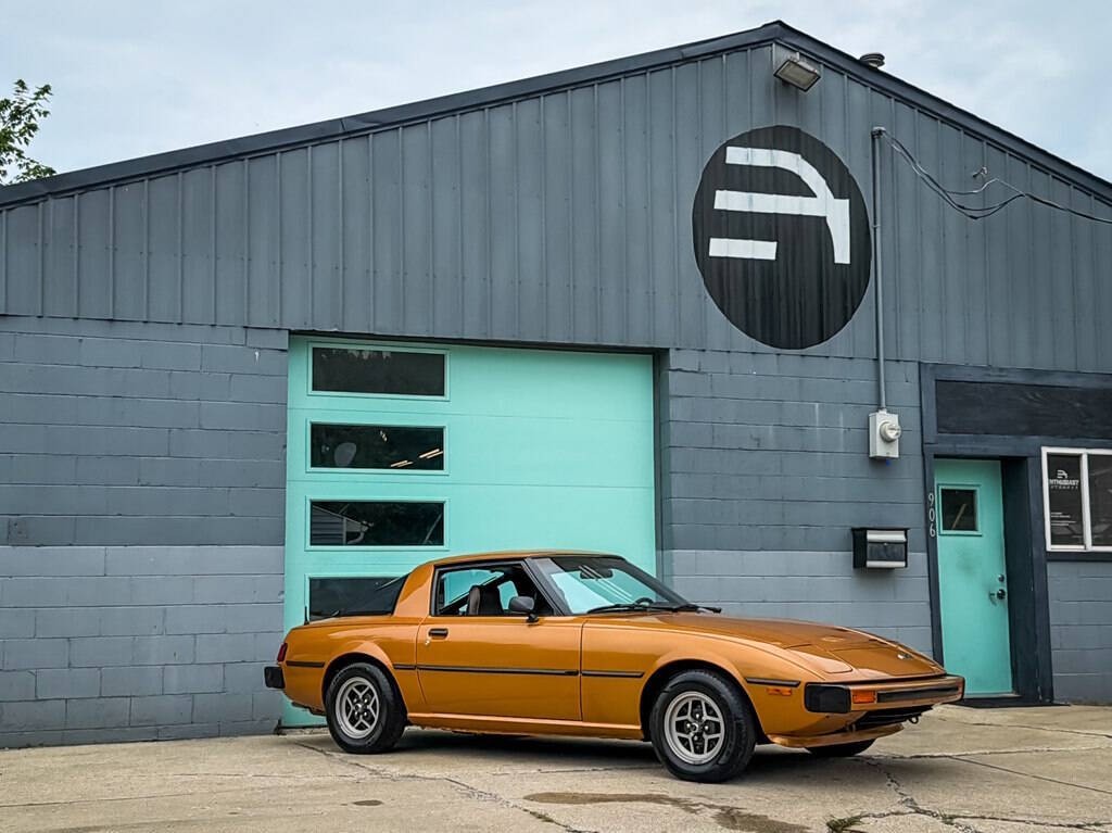 Mazda-RX-7-1980-Hatchback-BROWN