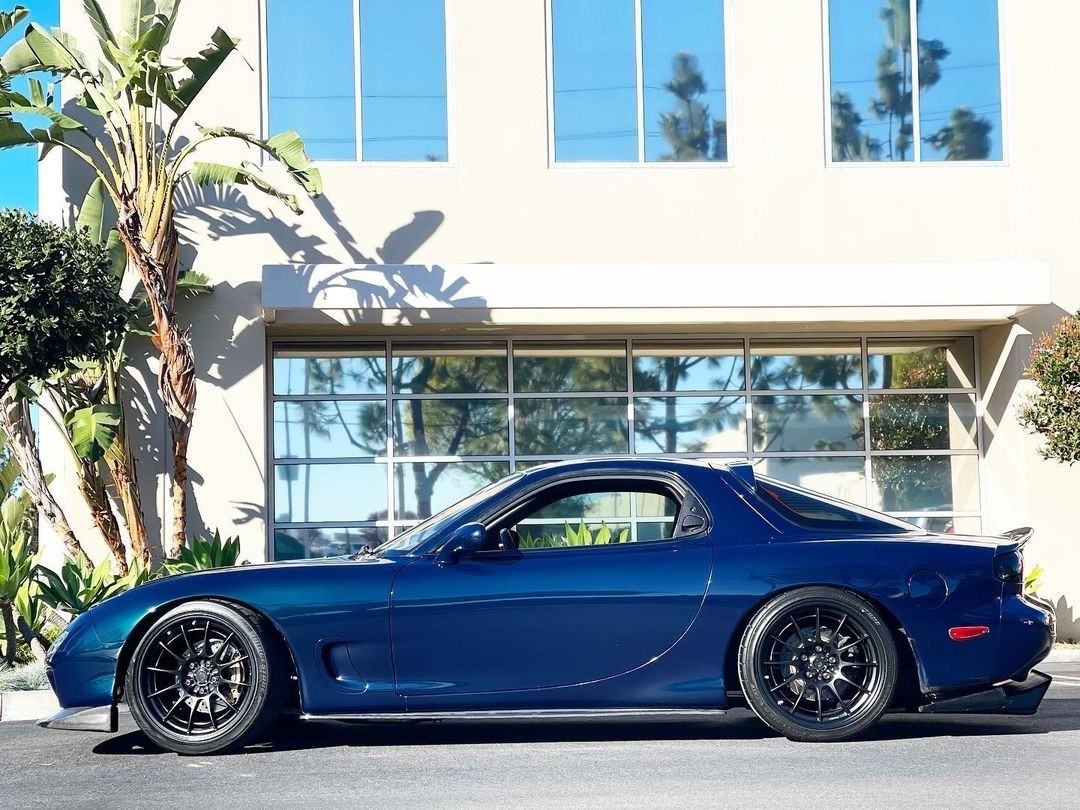 Mazda-RX-7-1995-Black