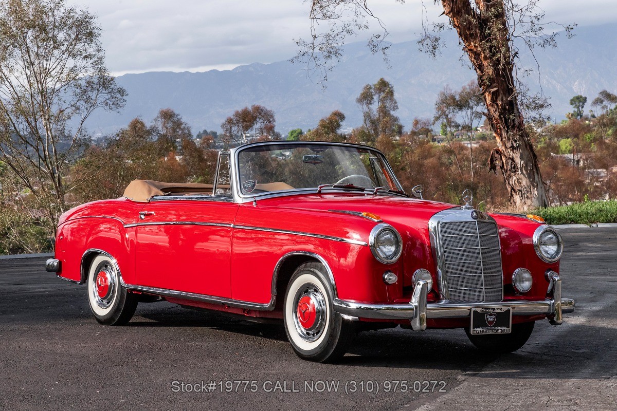 Mercedes-Benz-220SE-Cabriolet-1960