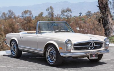 Mercedes-Benz 250SL with 2 tops 1968