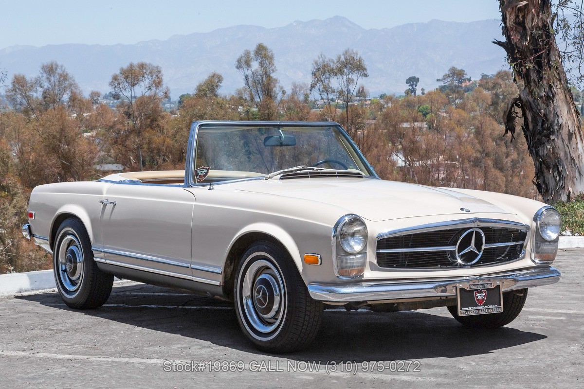 Mercedes-Benz 250SL with 2 tops 1968