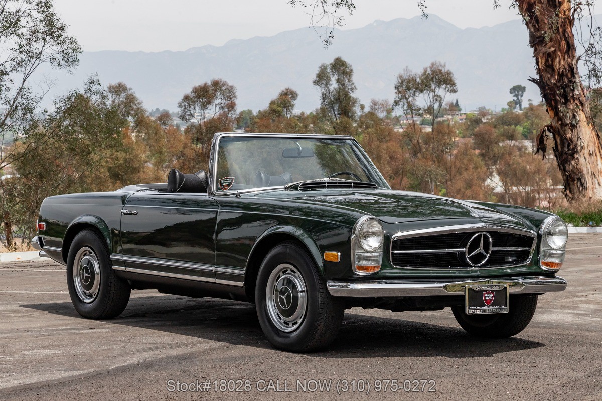 Mercedes-Benz 280SL with 2 tops 1968