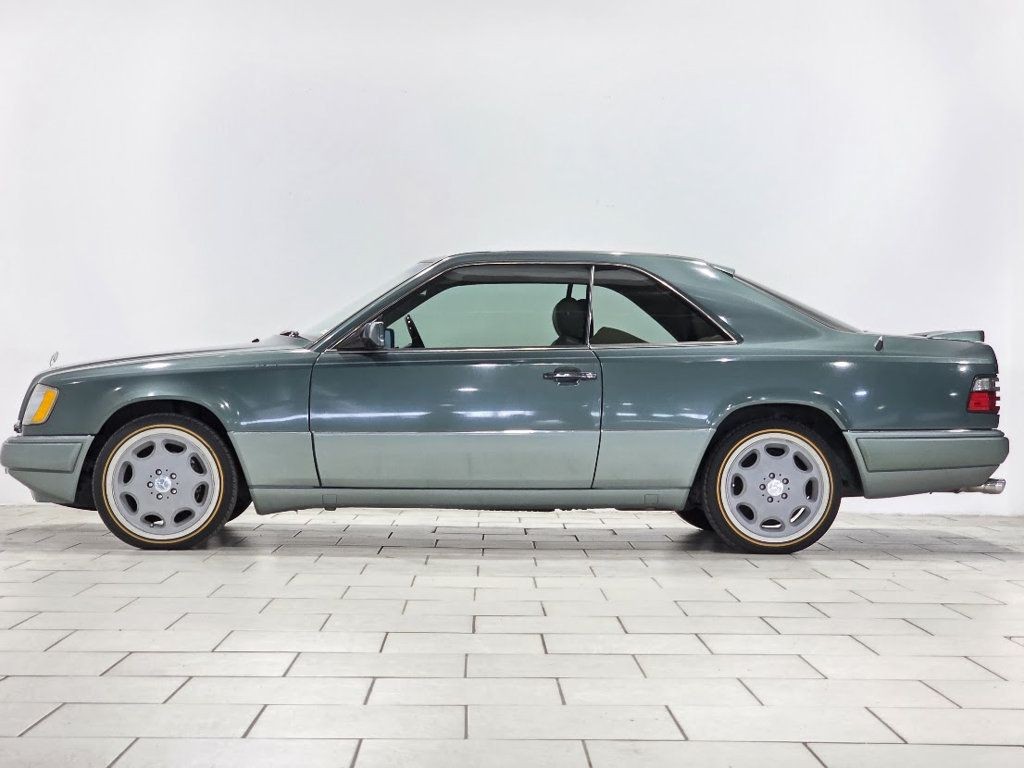 Mercedes-Benz-300-Series-1994-Coupe-Tan
