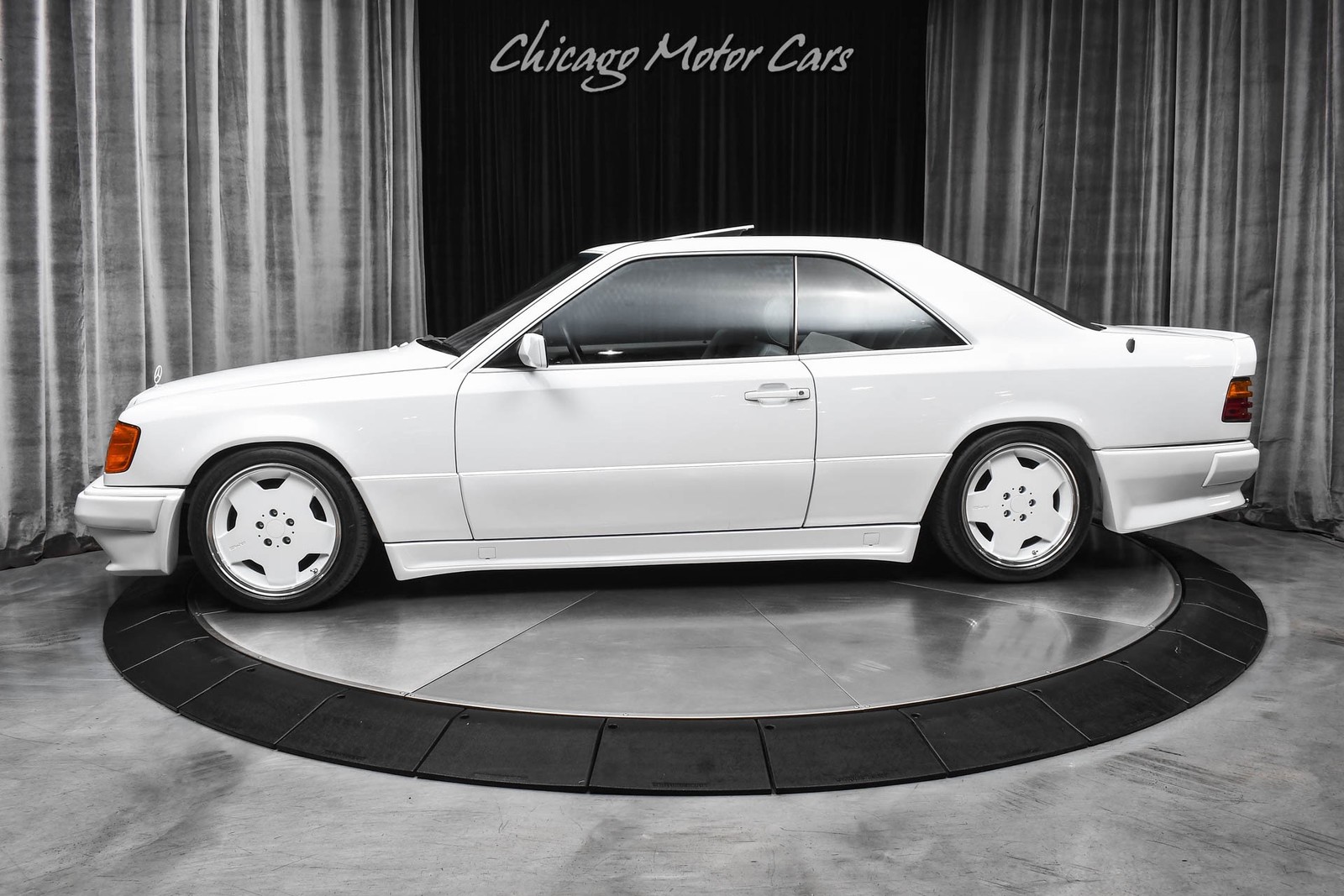 Mercedes-Benz 300CE 1990