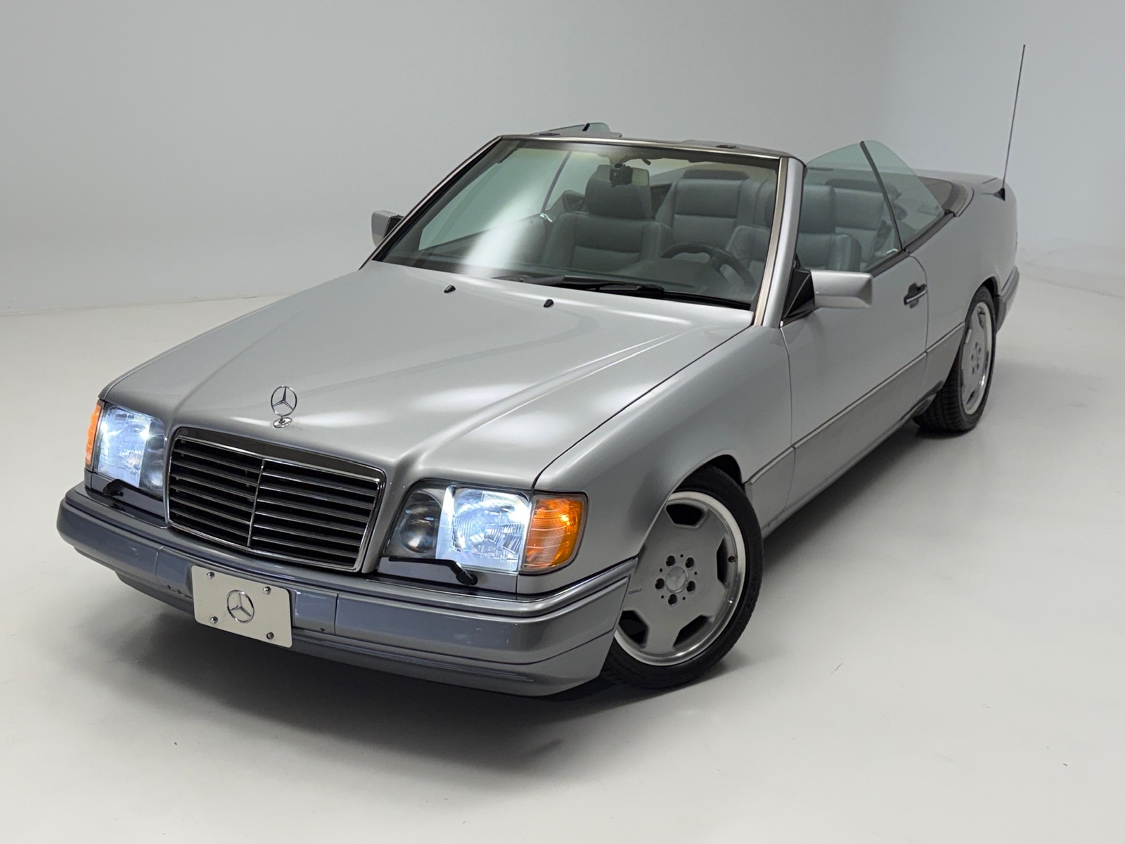 Mercedes-Benz E-Class 1994