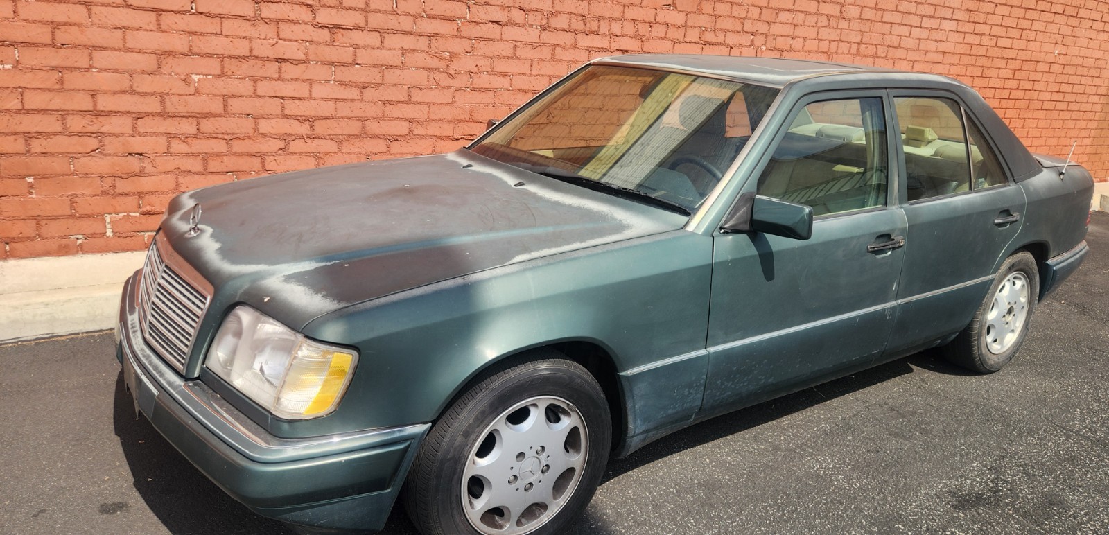 Mercedes-Benz E-Class 1995