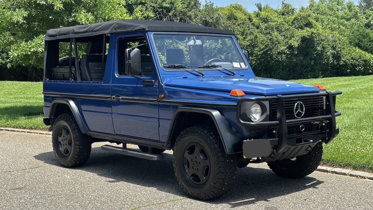 Mercedes-Benz-G-Wagon-1990-Black