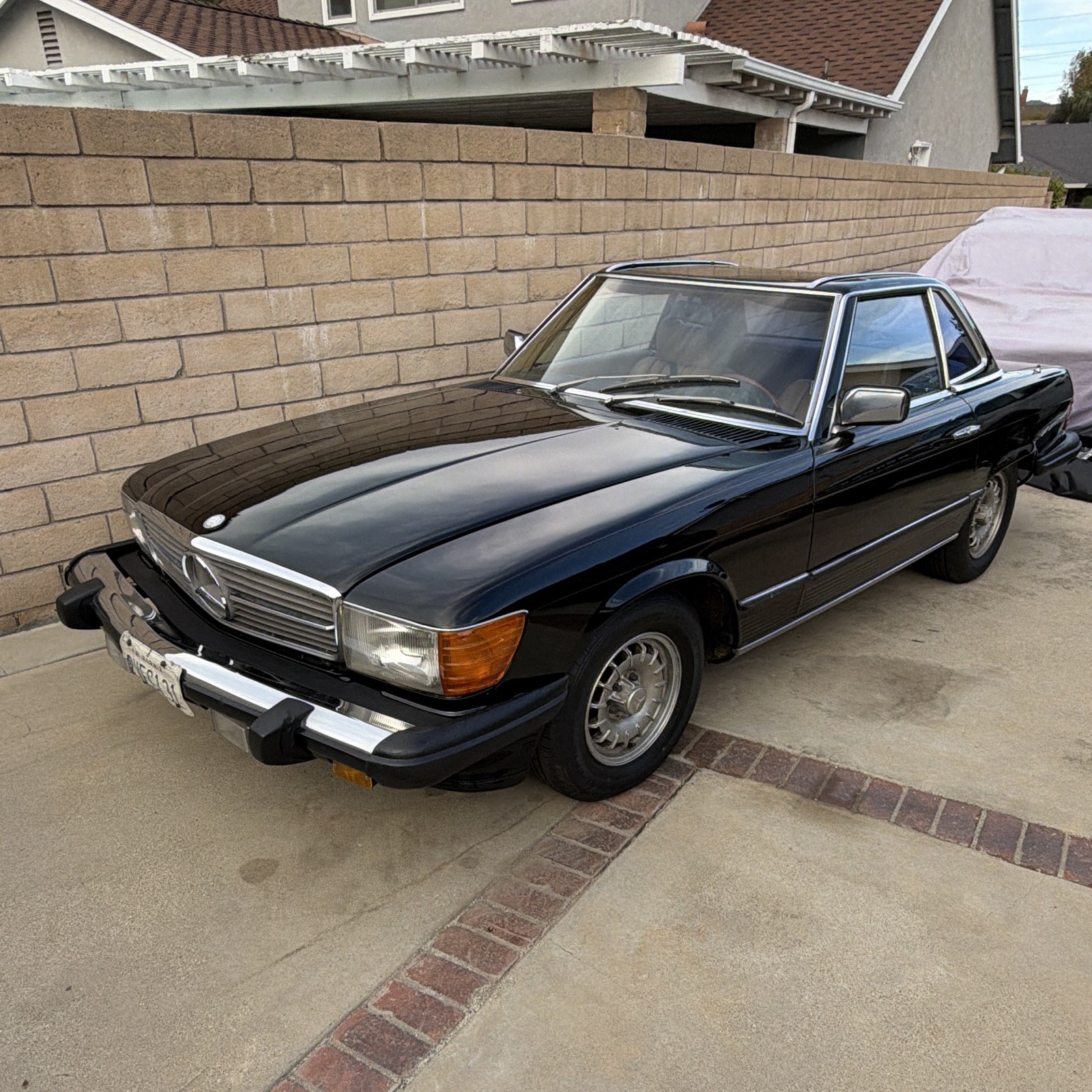 Mercedes-Benz-Other-1977-Convertible-Tan