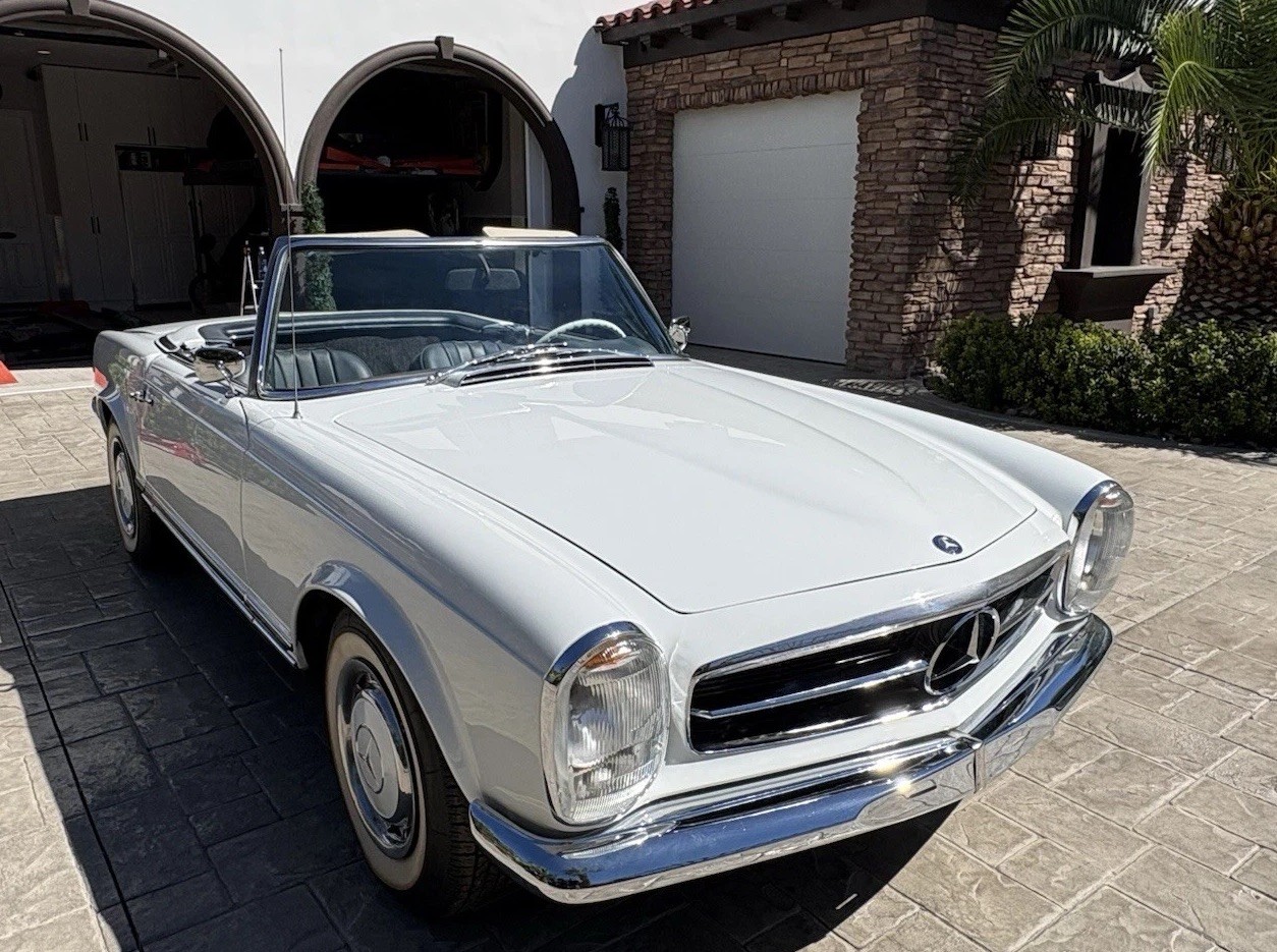 Mercedes-Benz SL-Class 1966