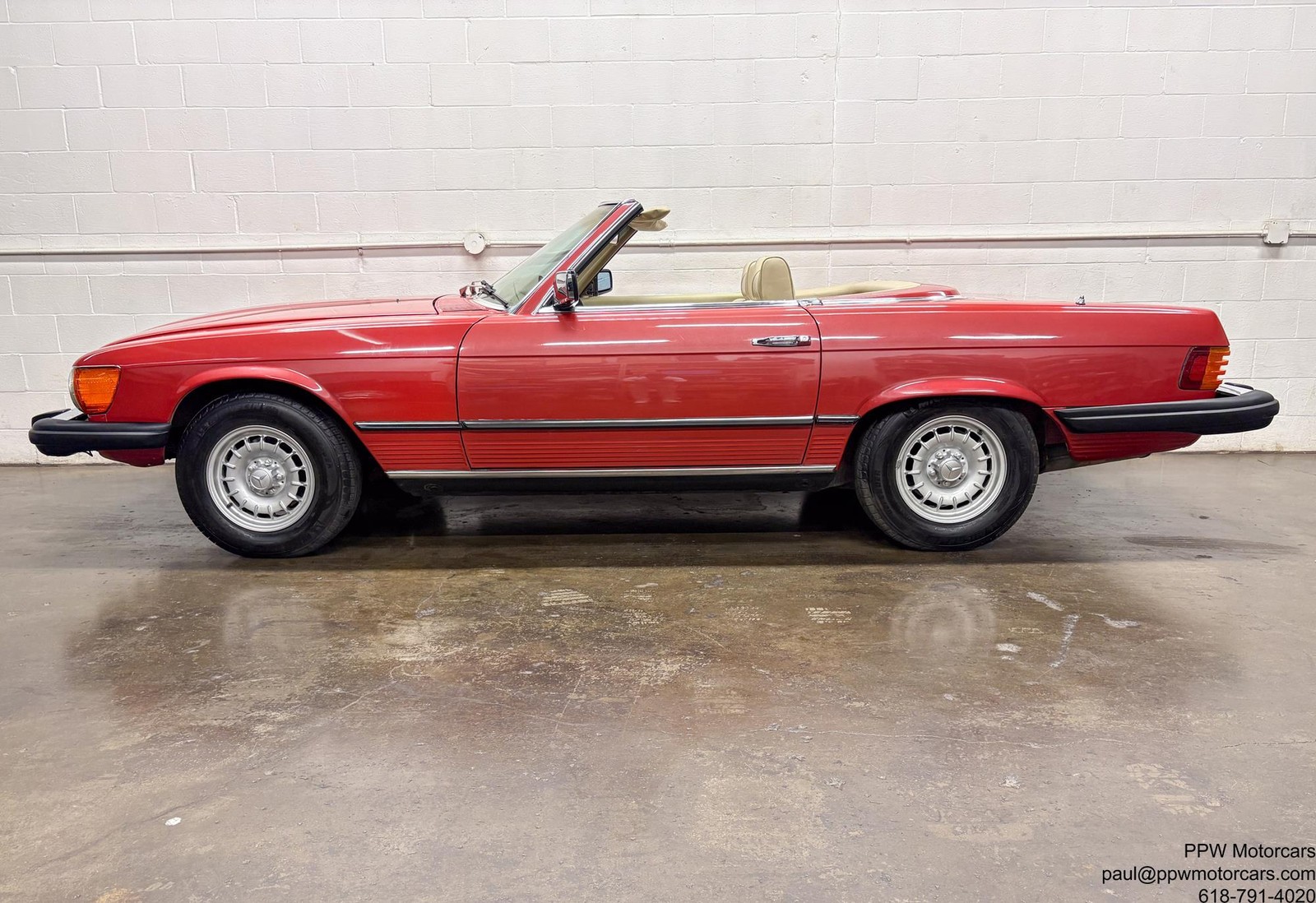 Mercedes-Benz-SL-Class-1977-Convertible-Parchment