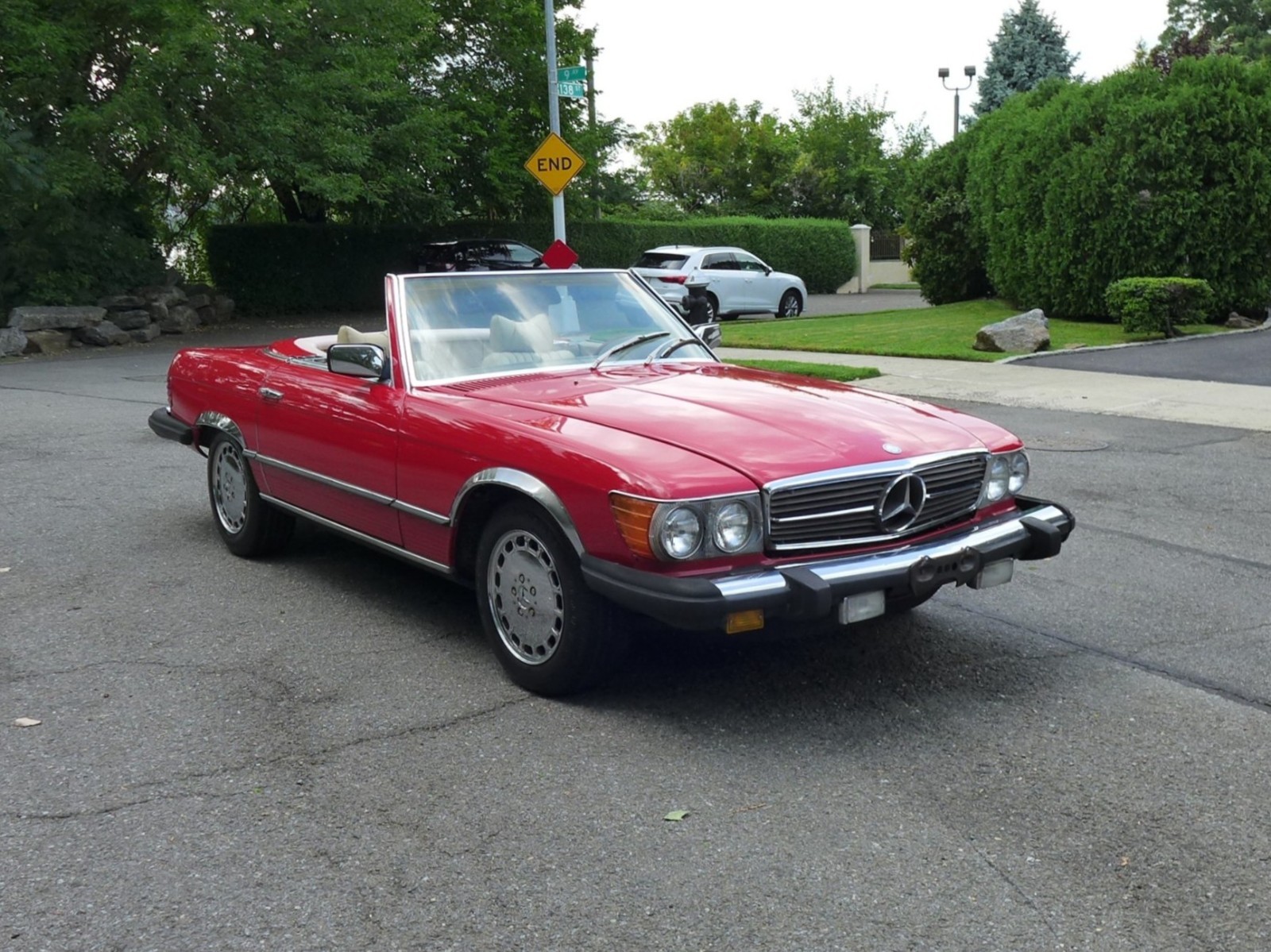 Mercedes-Benz-SL-Class-1977-Convertible-Tan