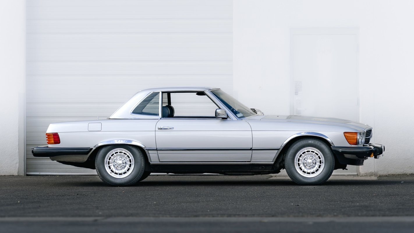 Mercedes-Benz-SL-Class-1981-Convertible-Blue