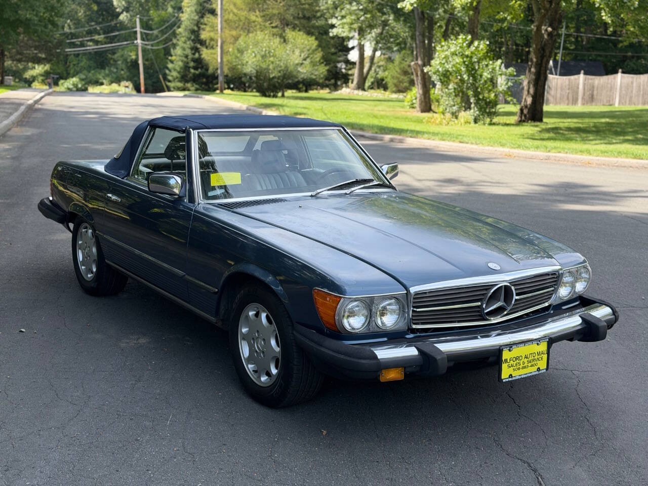Mercedes-Benz SL-Class 1983