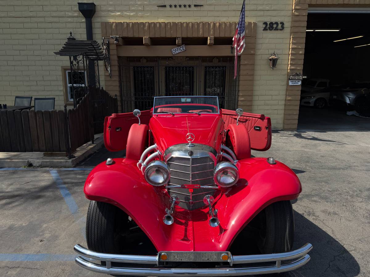 Mercedes-benz-1936-Red