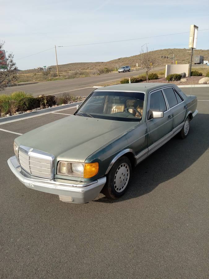 Mercedes-benz-1983