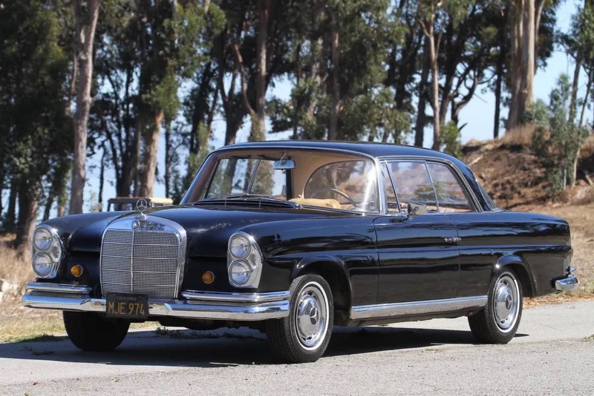 Mercedes-benz-220seb-coupe-1964-Black