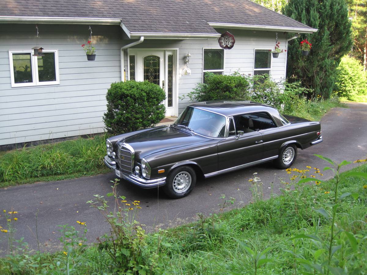 Mercedes-benz-280se-coupe-1969-Black