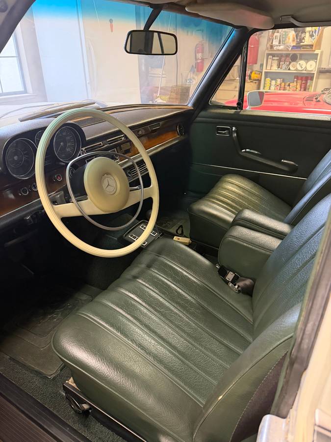 Mercedes-benz-280sel-1970